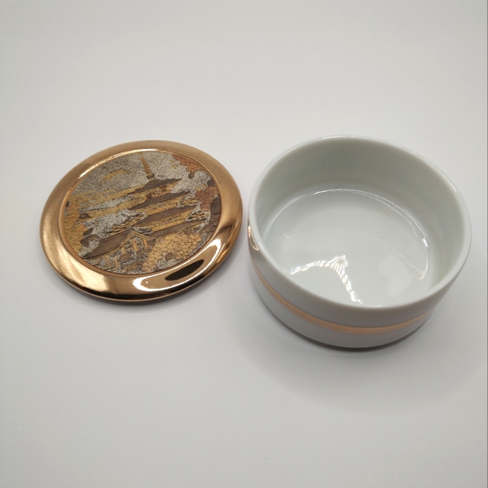 The Art of Chokin 24K Gold and White Porcelain Vintage Trinket Box